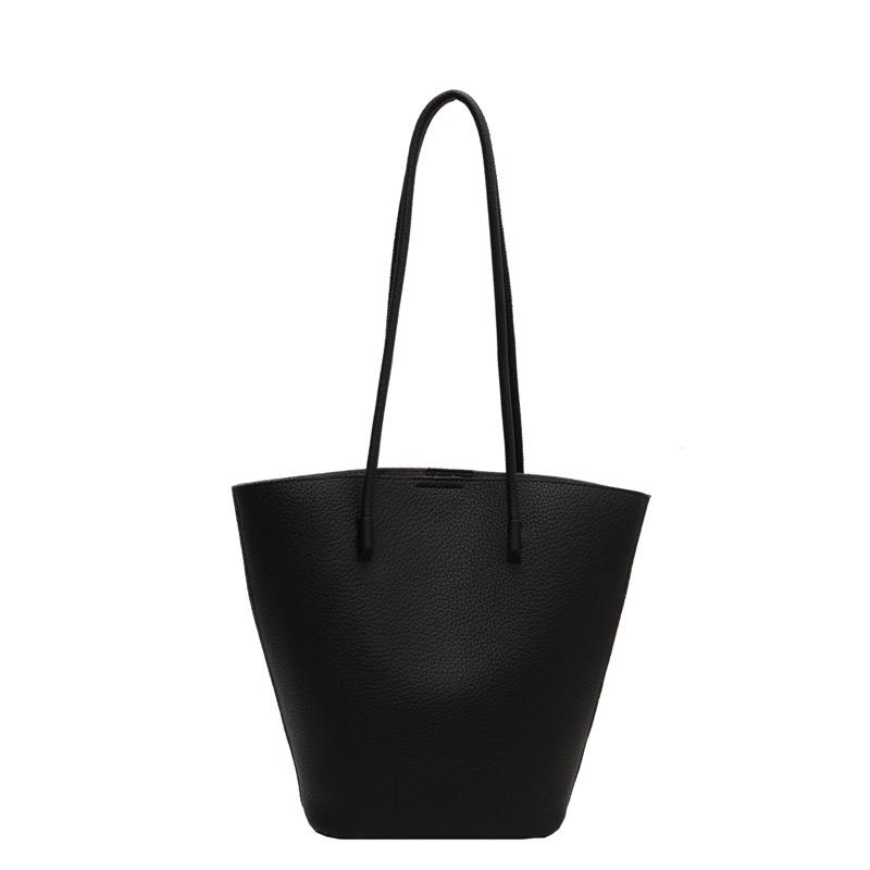 BOLD SHOPPING BAG IN COATED CRINKLED LEATHER Black | Mens Totes