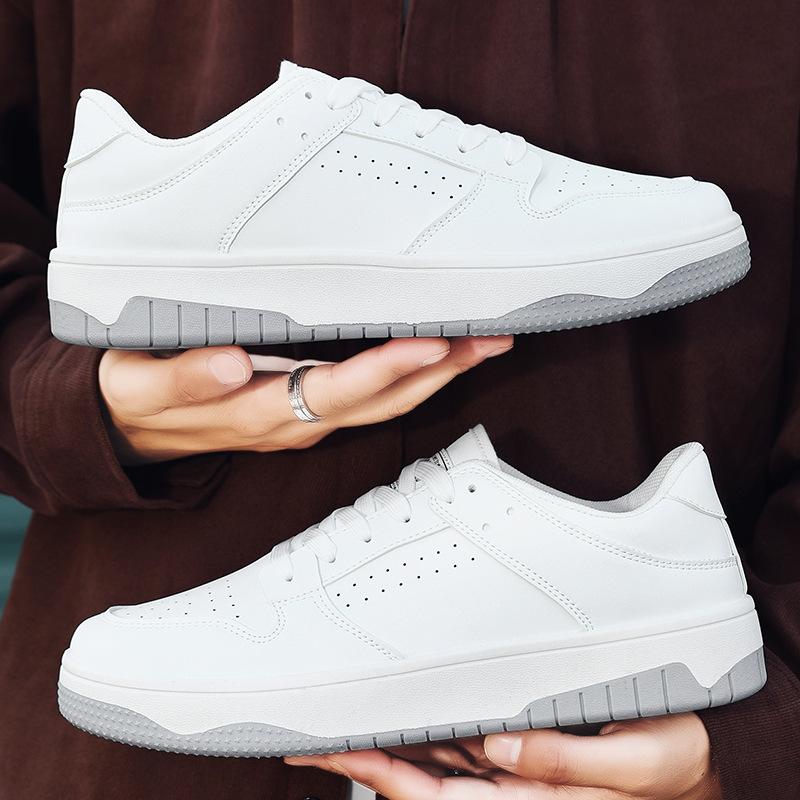 SL/61 sneakers in grained leather White And North Sea | Mens Sneakers