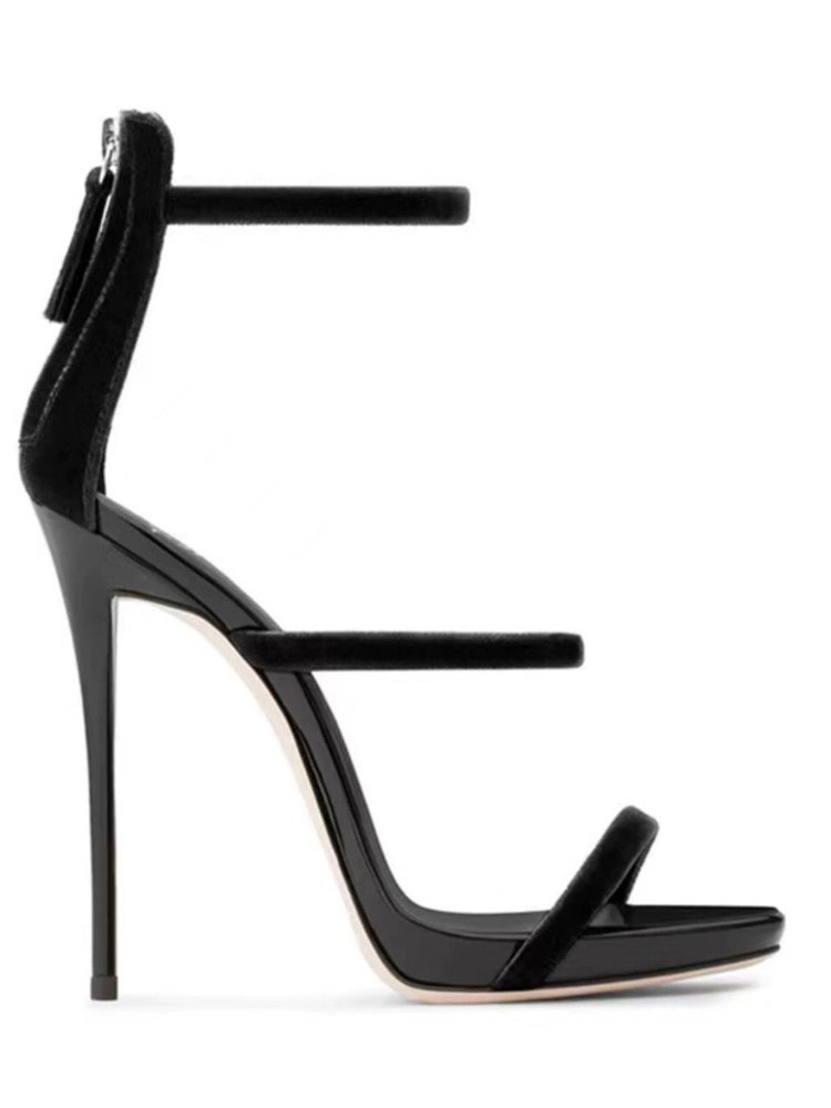 CASSANDRA sandals in patent leather Black | Womens Sandals