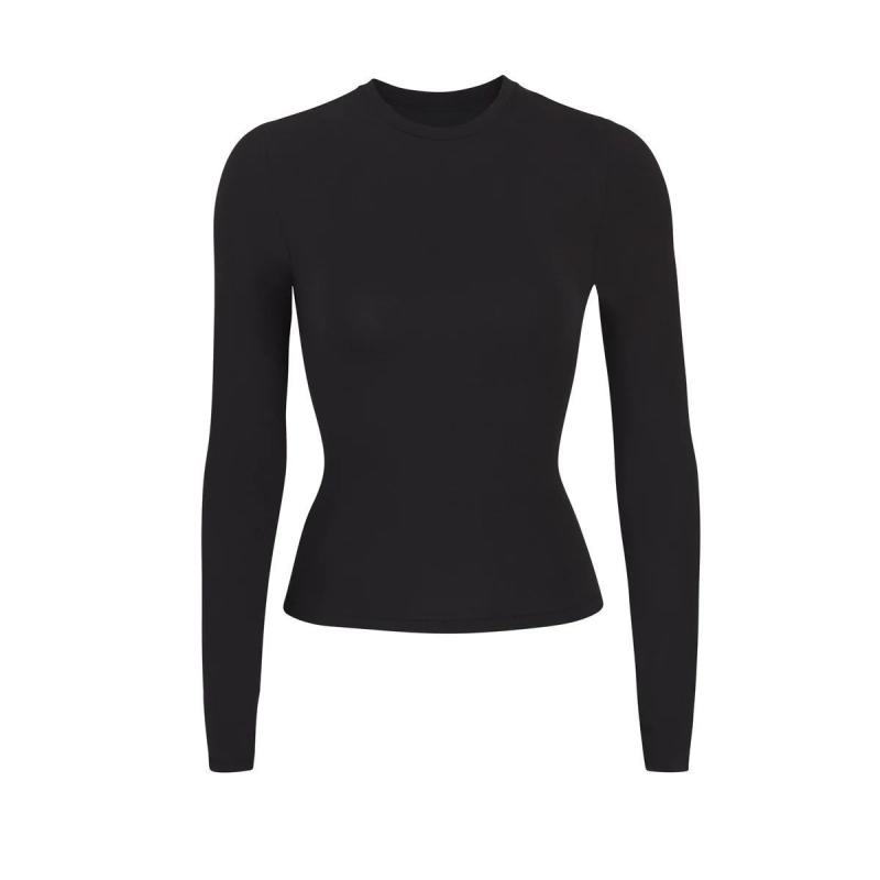 Ribbed Sweater Cassandre in Silk Black | Womens Knitwear